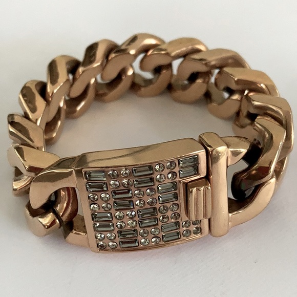 amber skeats Jewelry - 🔮RESERVED ( please do not purchase)🔮AMBER SKEATS chunky 24K gold Bracelet